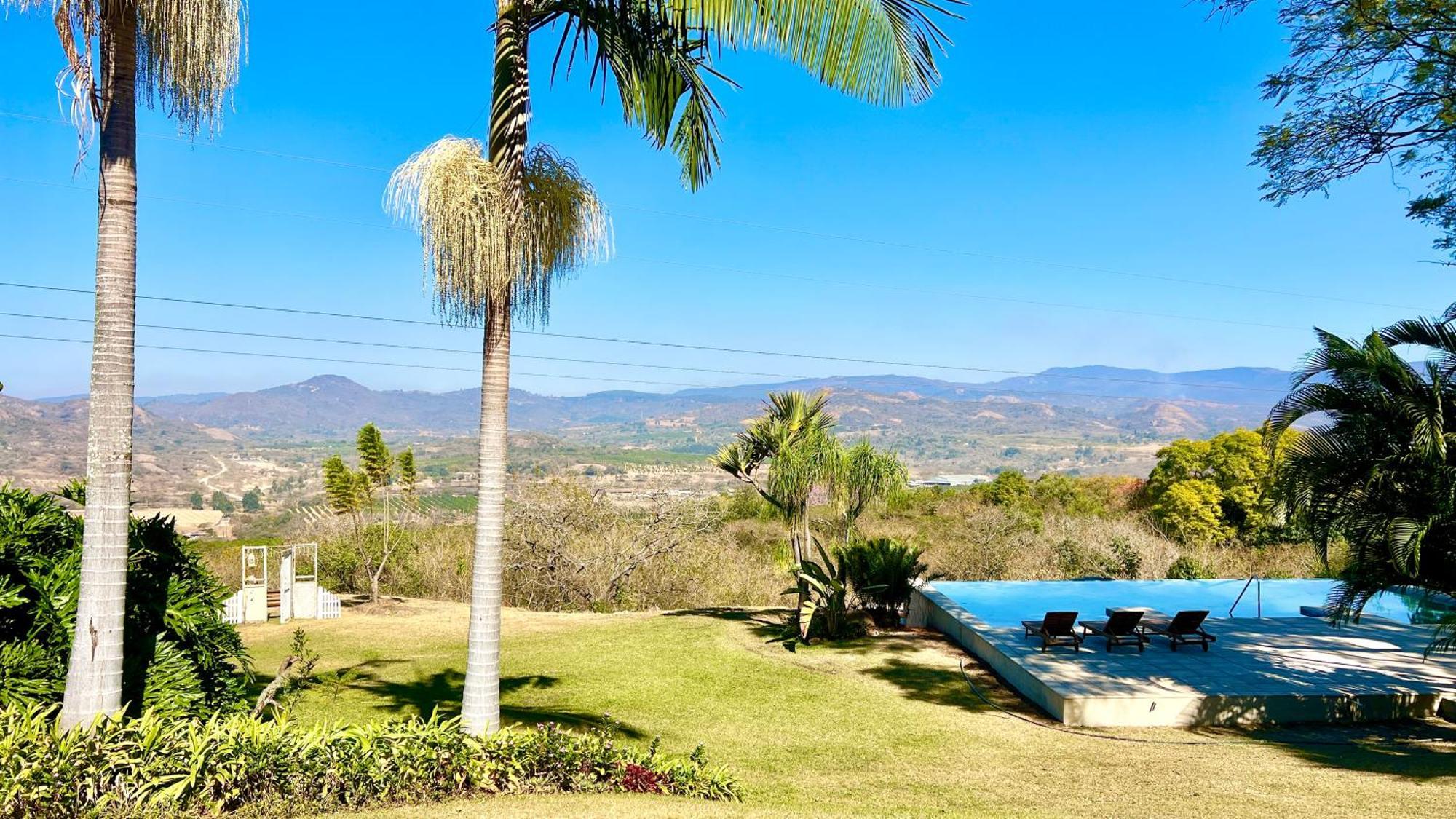 Loerieroep Estate - Mountainview Selfcatering Accommodation Nelspruit Mbombela Esterno foto